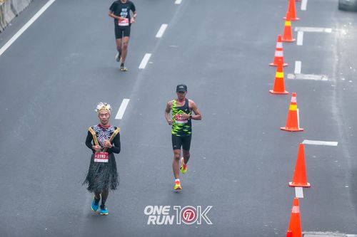 Race photo from ONE RUN 10K 2025