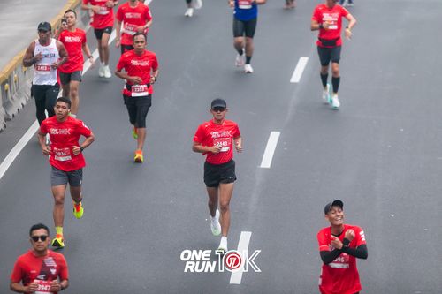 Race photo from ONE RUN 10K 2025
