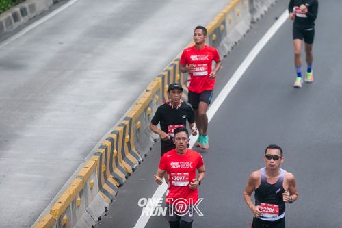 Race photo from ONE RUN 10K 2025