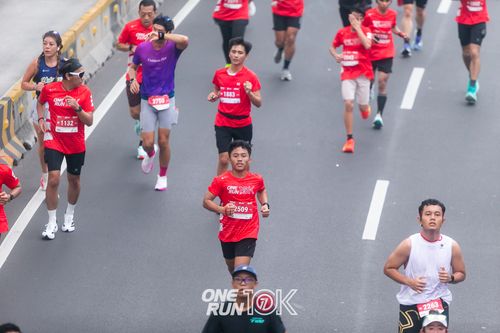 Race photo from ONE RUN 10K 2025