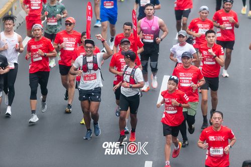 Race photo from ONE RUN 10K 2025