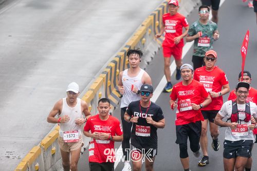 Race photo from ONE RUN 10K 2025