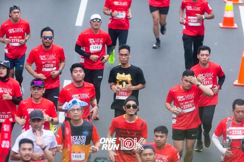 Race photo from ONE RUN 10K 2025