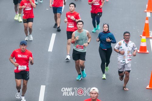 Race photo from ONE RUN 10K 2025