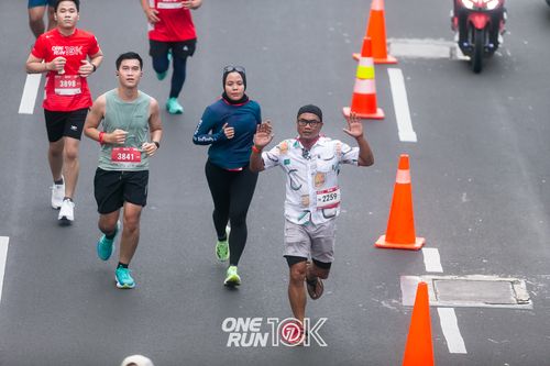 Race photo from ONE RUN 10K 2025