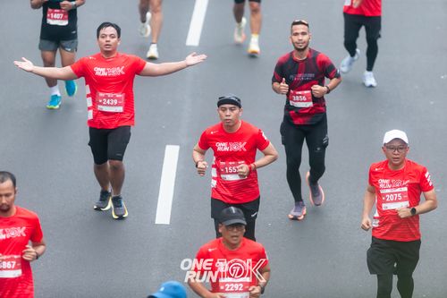 Race photo from ONE RUN 10K 2025