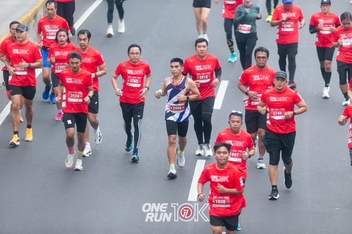 Race photo from ONE RUN 10K 2025