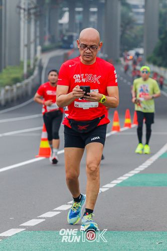 Race photo from ONE RUN 10K 2025