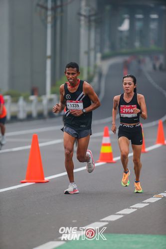 Race photo from ONE RUN 10K 2025