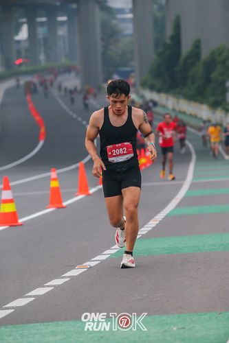 Race photo from ONE RUN 10K 2025
