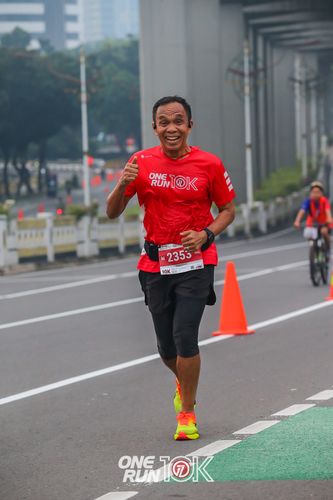 Race photo from ONE RUN 10K 2025