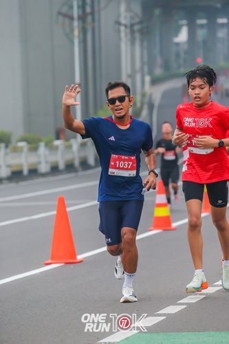 Race photo from ONE RUN 10K 2025