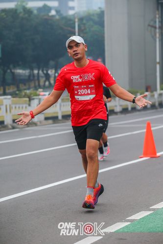 Race photo from ONE RUN 10K 2025