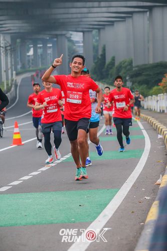 Race photo from ONE RUN 10K 2025