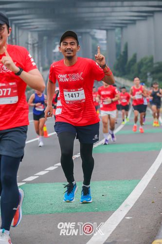 Race photo from ONE RUN 10K 2025