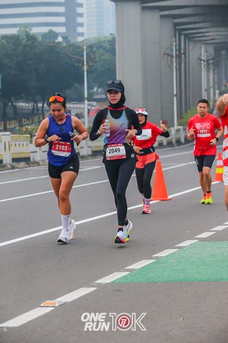 Race photo from ONE RUN 10K 2025