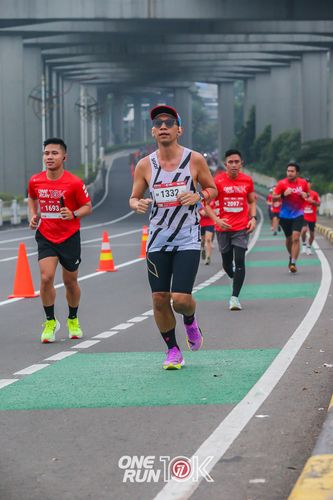 Race photo from ONE RUN 10K 2025