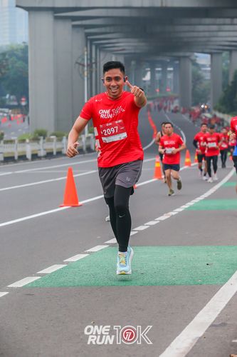 Race photo from ONE RUN 10K 2025
