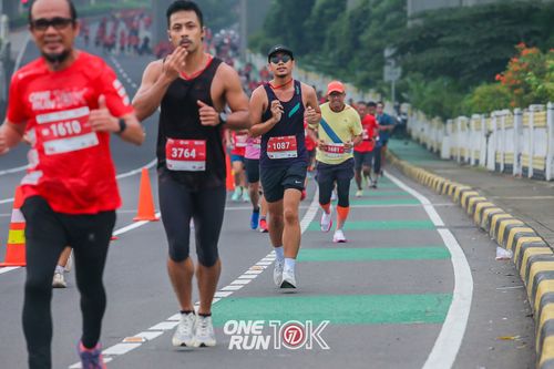 Race photo from ONE RUN 10K 2025