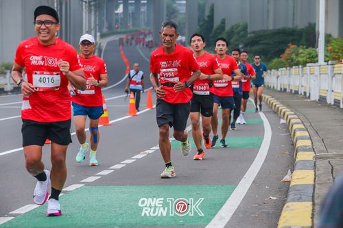 Race photo from ONE RUN 10K 2025