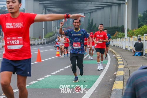 Race photo from ONE RUN 10K 2025