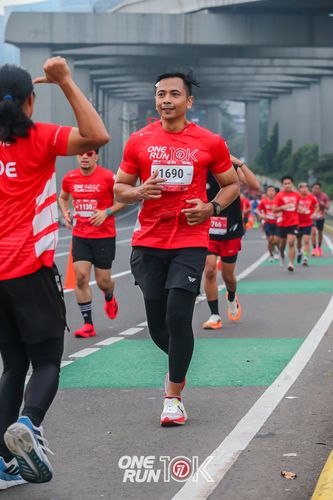 Race photo from ONE RUN 10K 2025