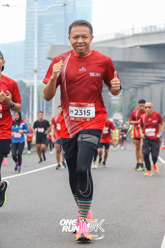 Race photo from ONE RUN 10 K