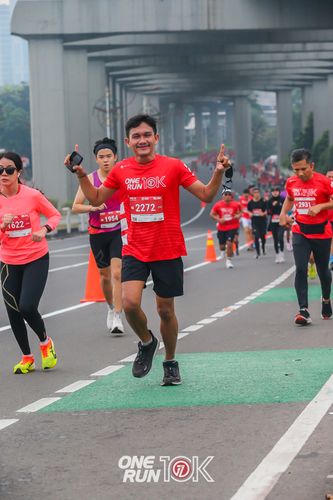 Race photo from ONE RUN 10K 2025