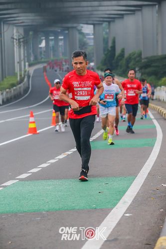 Race photo from ONE RUN 10K 2025