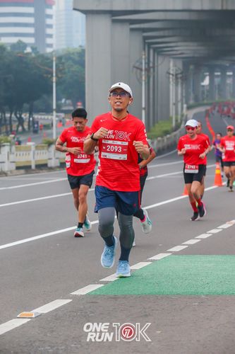 Race photo from ONE RUN 10K 2025