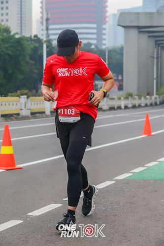 Race photo from ONE RUN 10K 2025