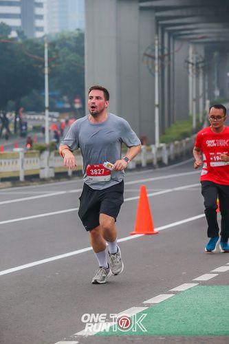 Race photo from ONE RUN 10K 2025