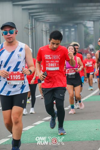 Race photo from ONE RUN 10K 2025