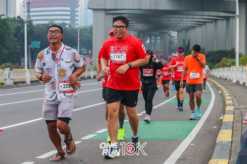 Race photo from ONE RUN 10K 2025