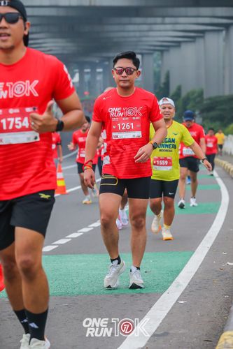 Race photo from ONE RUN 10K 2025