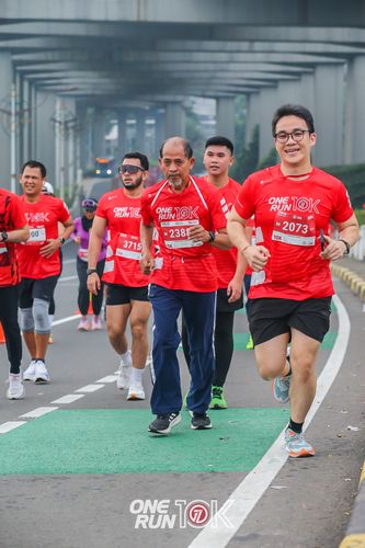 Race photo from ONE RUN 10K 2025