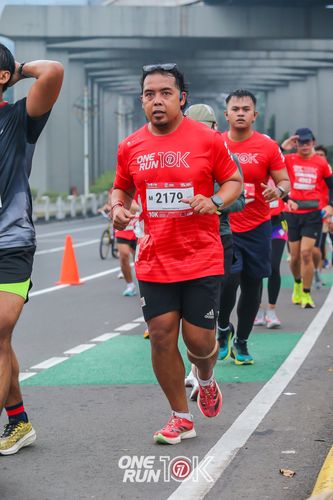 Race photo from ONE RUN 10K 2025
