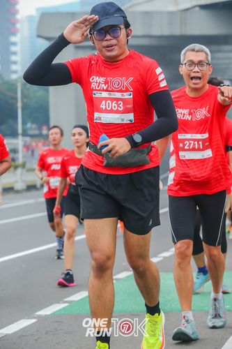 Race photo from ONE RUN 10K 2025