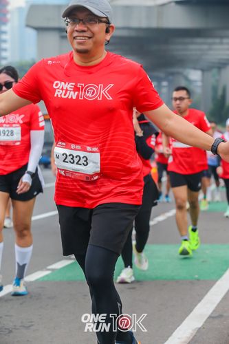 Race photo from ONE RUN 10K 2025