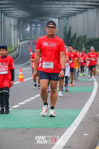 Race photo from ONE RUN 10K 2025