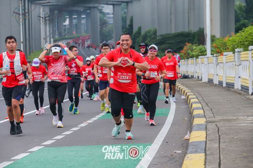 Race photo from ONE RUN 10K 2025