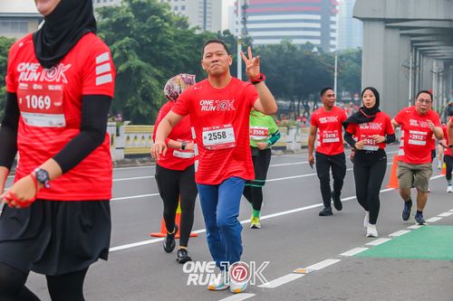Race photo from ONE RUN 10K 2025