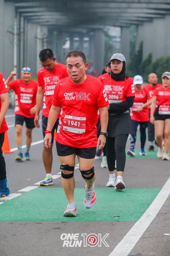 Race photo from ONE RUN 10K 2025