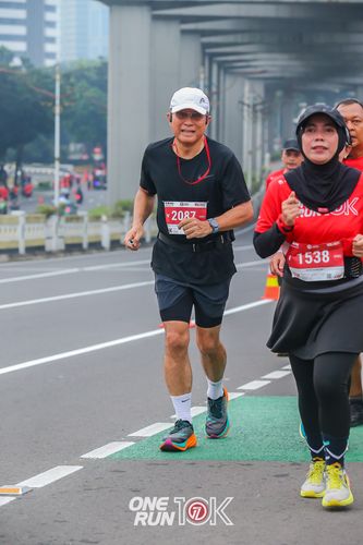 Race photo from ONE RUN 10K 2025