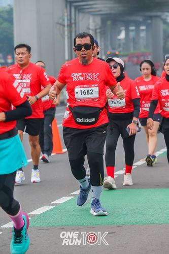 Race photo from ONE RUN 10K 2025