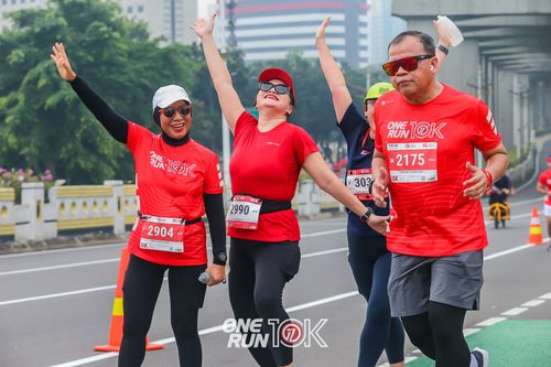 Race photo from ONE RUN 10K 2025