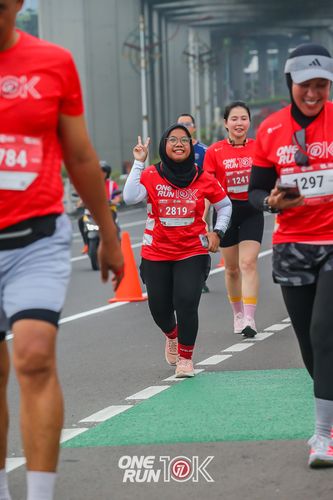 Race photo from ONE RUN 10K 2025
