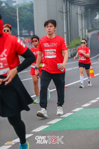Race photo from ONE RUN 10K 2025