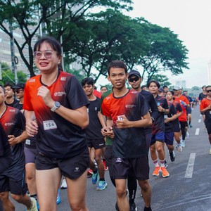 Race photo from FIRST SUNDAY RUN