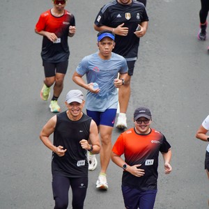 Race photo from FIRST SUNDAY RUN